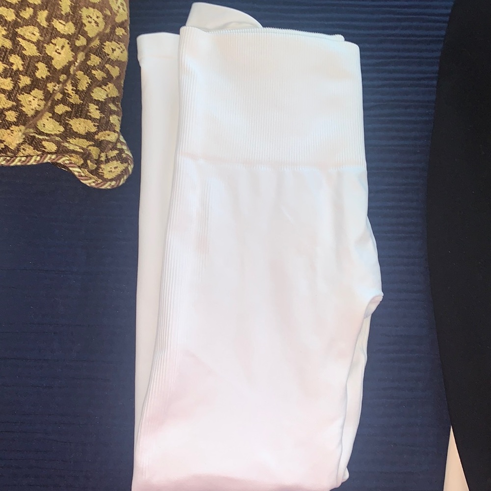 Morgan stewart sport white leggings